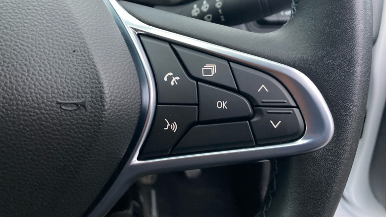 Renault Clio 1.0 TCe 100 Play 5dr Petrol Hatchback